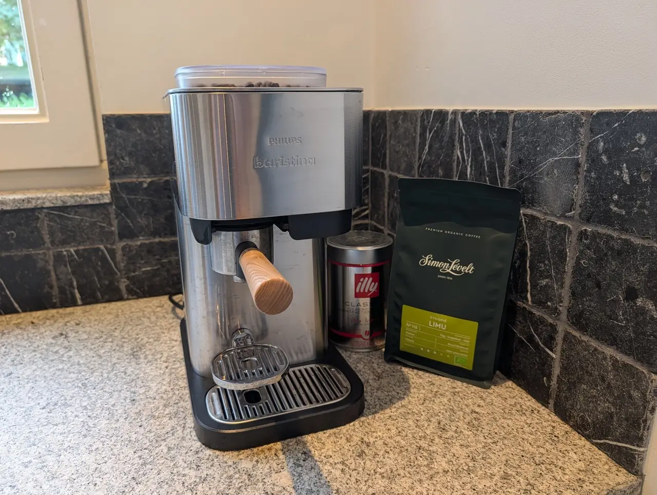 Philips Baristina review: compacte espressomachine met verse bonen getest